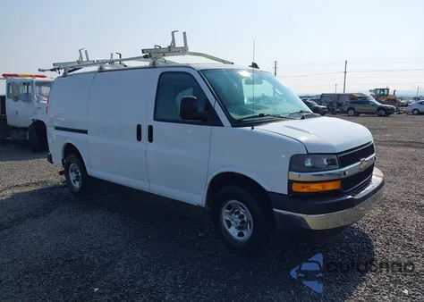 2019 Chevrolet Express 2500 Work Van из США, поврежденный, VIN 1GCWGAFP3K1358948